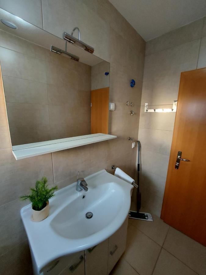 Guest House As Vodice Eksteriør billede