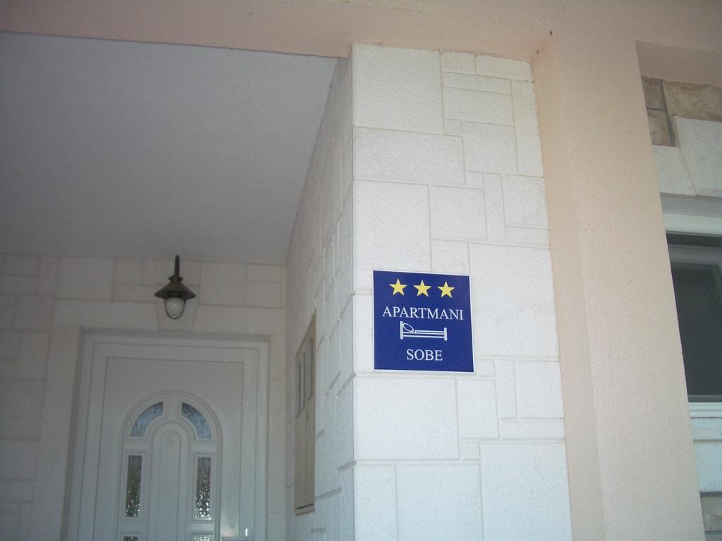 Guest House As Vodice Eksteriør billede