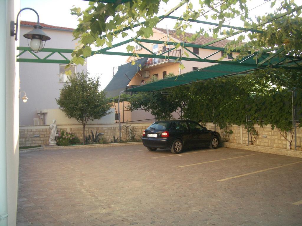 Guest House As Vodice Eksteriør billede