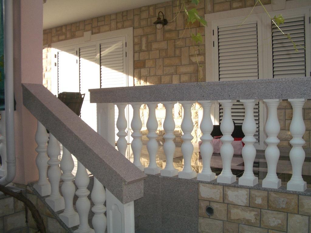 Guest House As Vodice Eksteriør billede